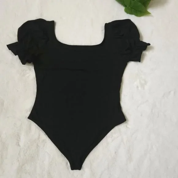 Bodysuit Flaunt Your Curves in This Sexy & Stylish Puff Sleeve ! - Picture 11 of 14